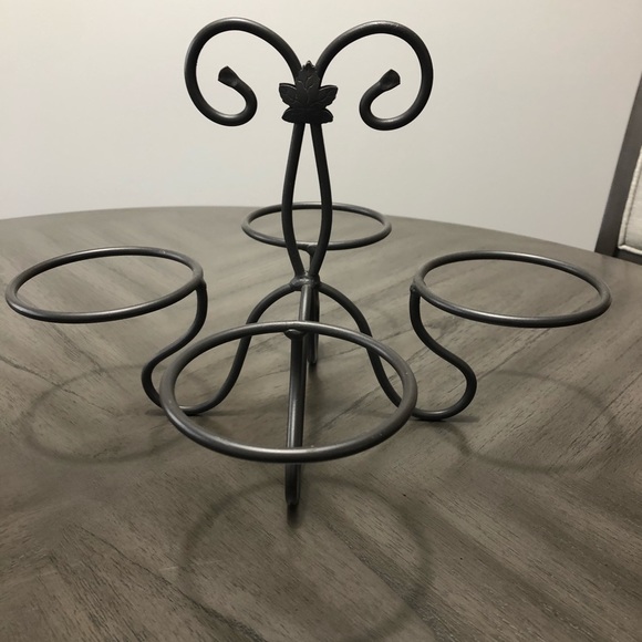 Longaberger Other - Longaberger wrought iron dessert bowl stand